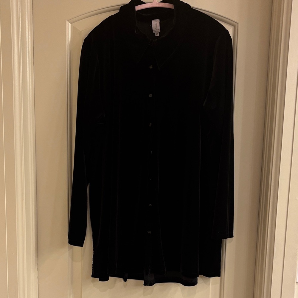 Jones New York Velvet‎ Black Button Down